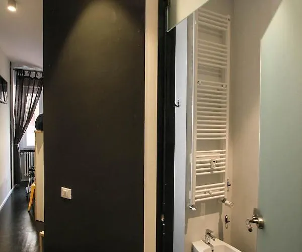 Stylish & Cosy House At Fair Apartment